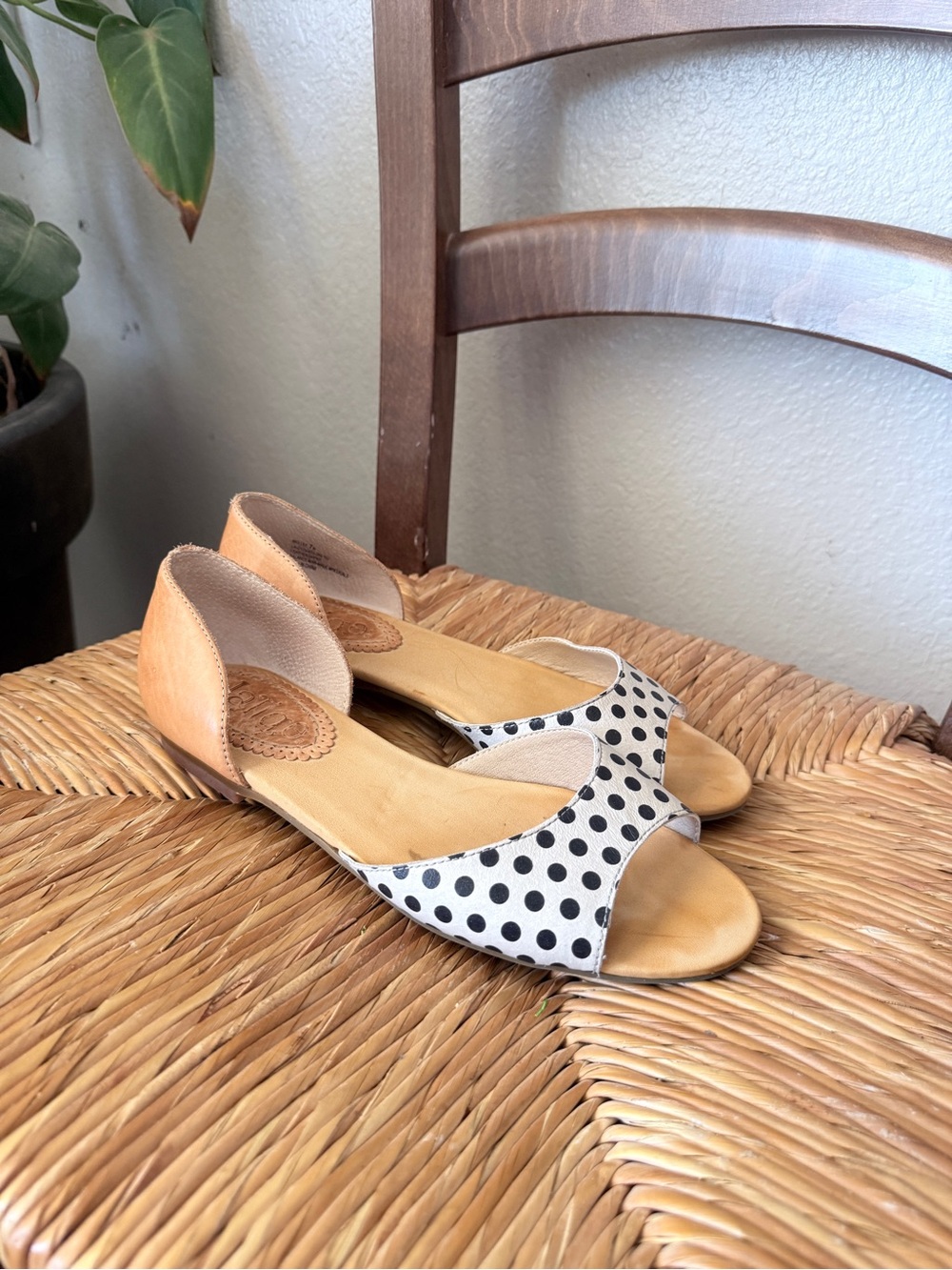 Latigo Black Polka Dot & Tan Open-Toe D'Orsay Flats‎